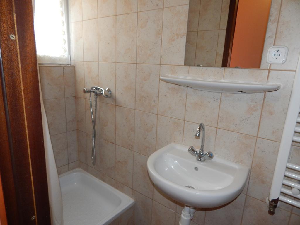 Kalvin Vendegszobak ديبريتْسين المظهر الخارجي الصورة